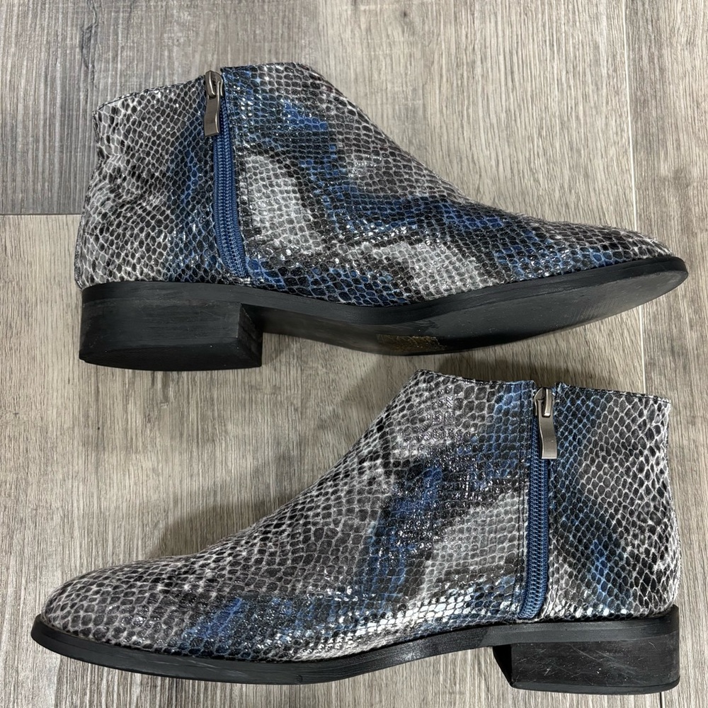 Anthropologie Vanessa Wu Snake Skin Print Booties, Sz 41, VGUC